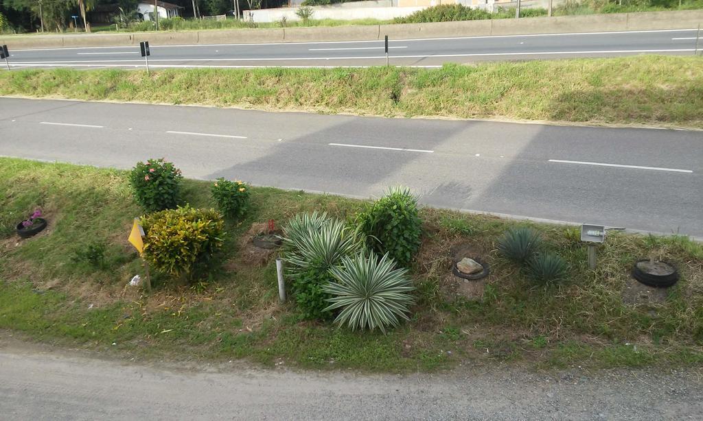 Itapocu Hotel E Pousada Via Mar מראה חיצוני תמונה
