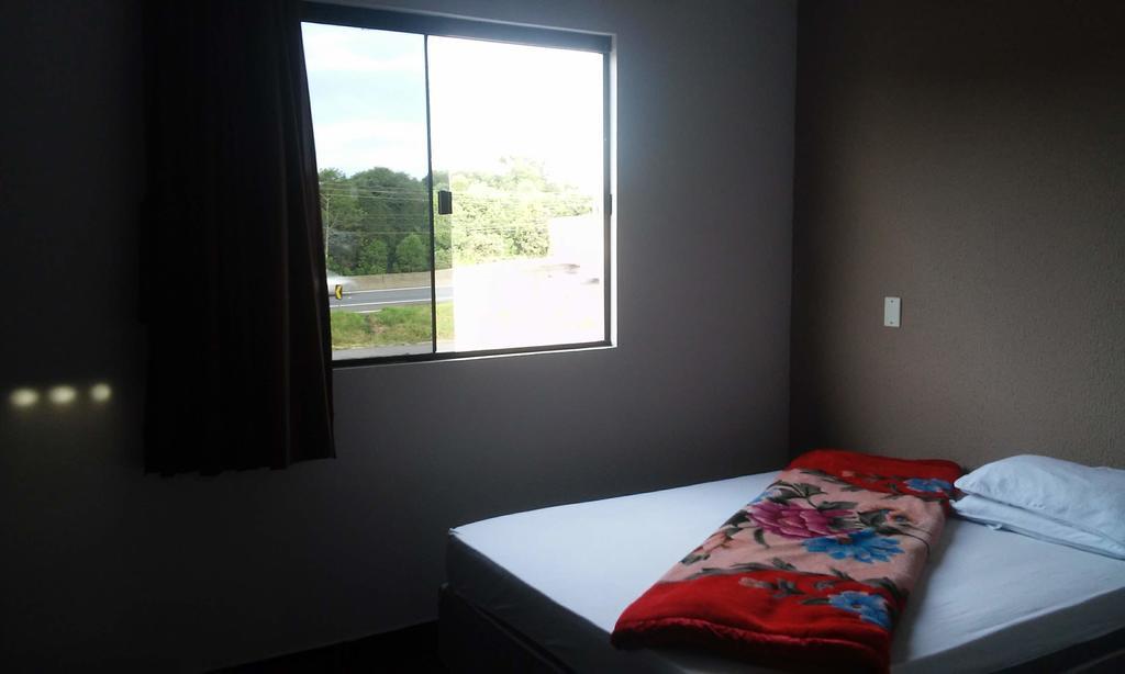 Itapocu Hotel E Pousada Via Mar מראה חיצוני תמונה